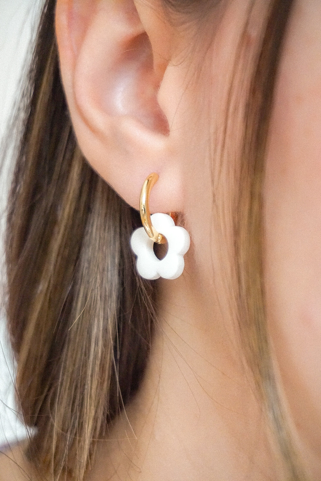 Flor Blanca Aro