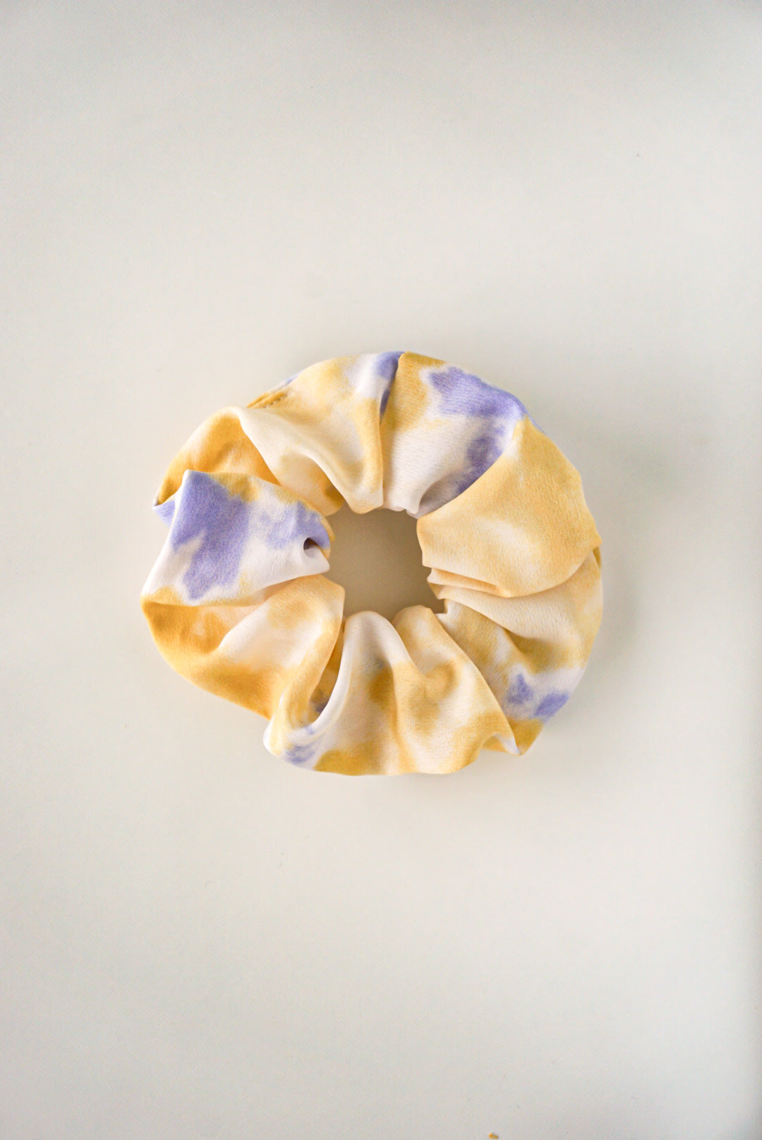 Scrunchie Tie Dye Amarillo-Lila
