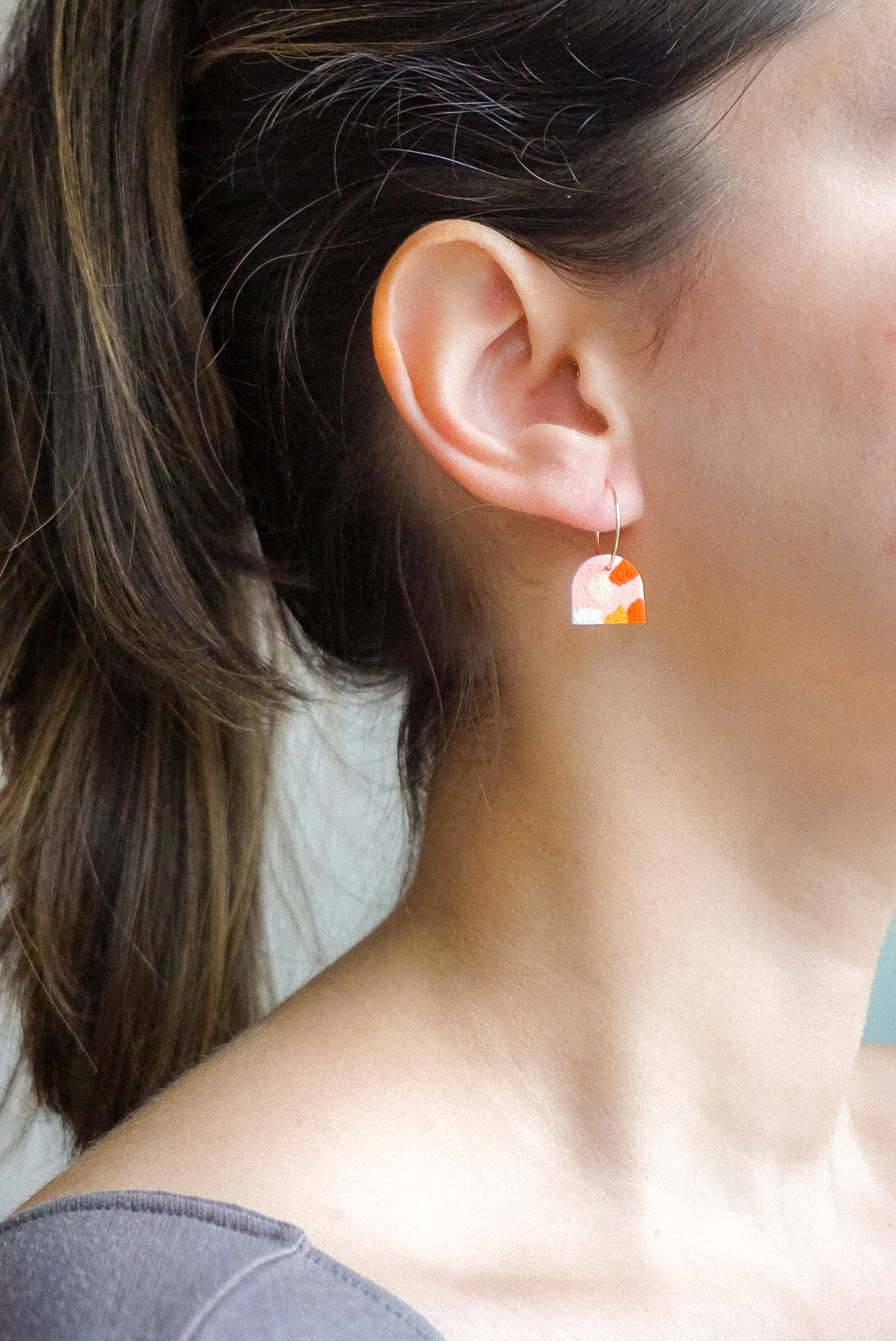 Aros Semicírculo Terrazzo Midi