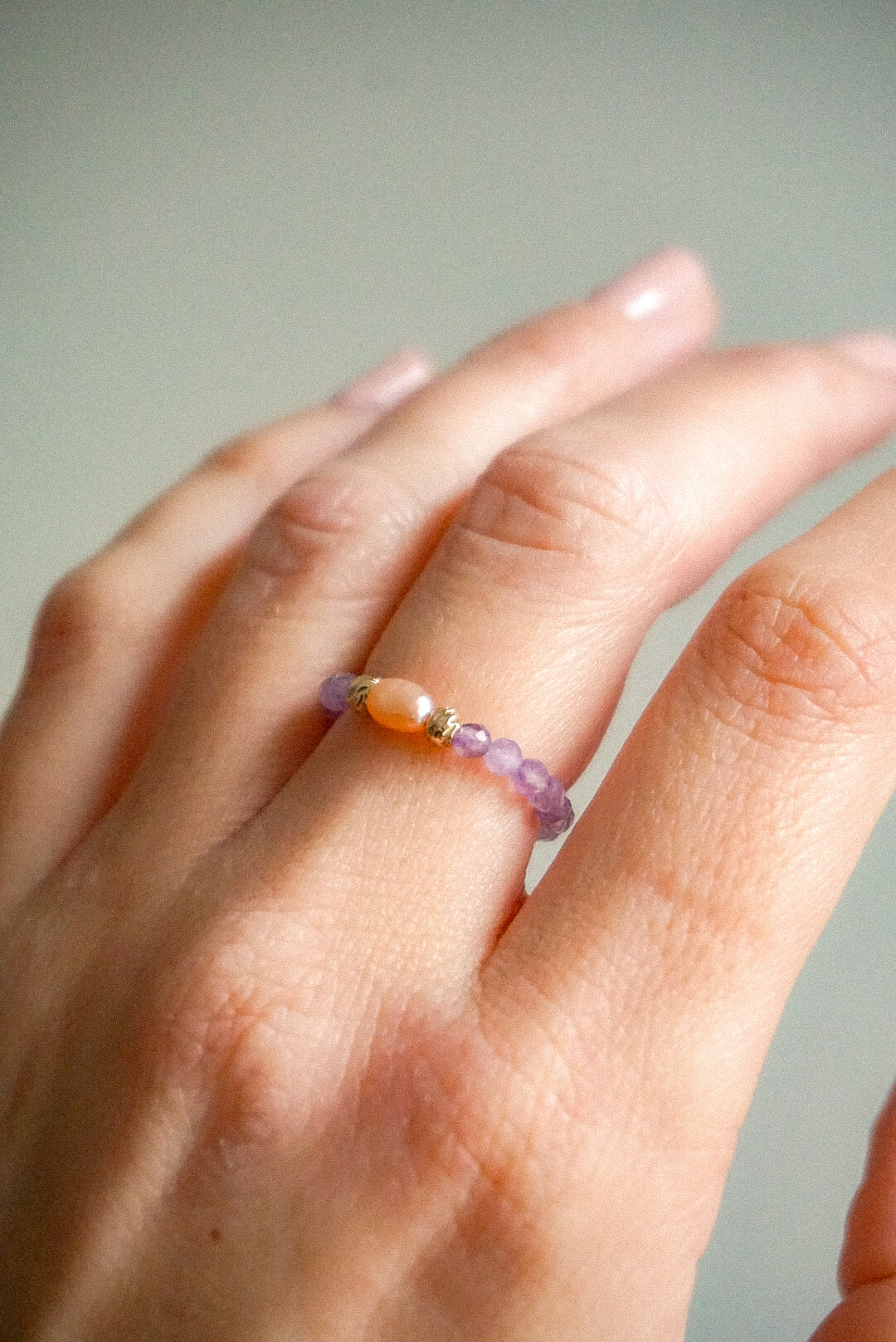 Anillo Amatista y Perla Rosa