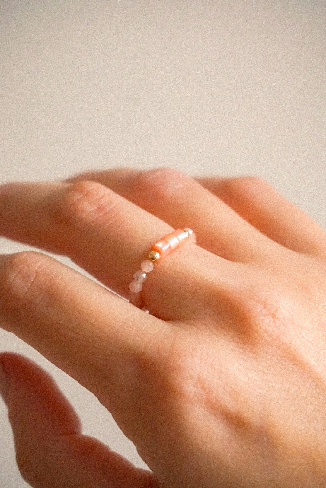 Anillo Piedra Solar y Concha