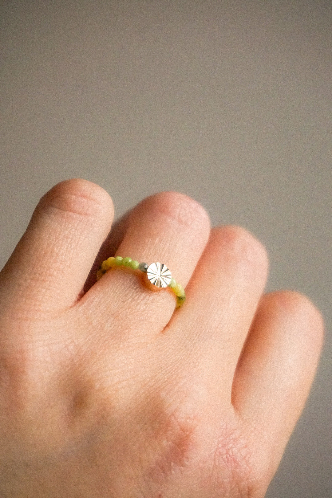 Anillo Jade y Pieza Dorada