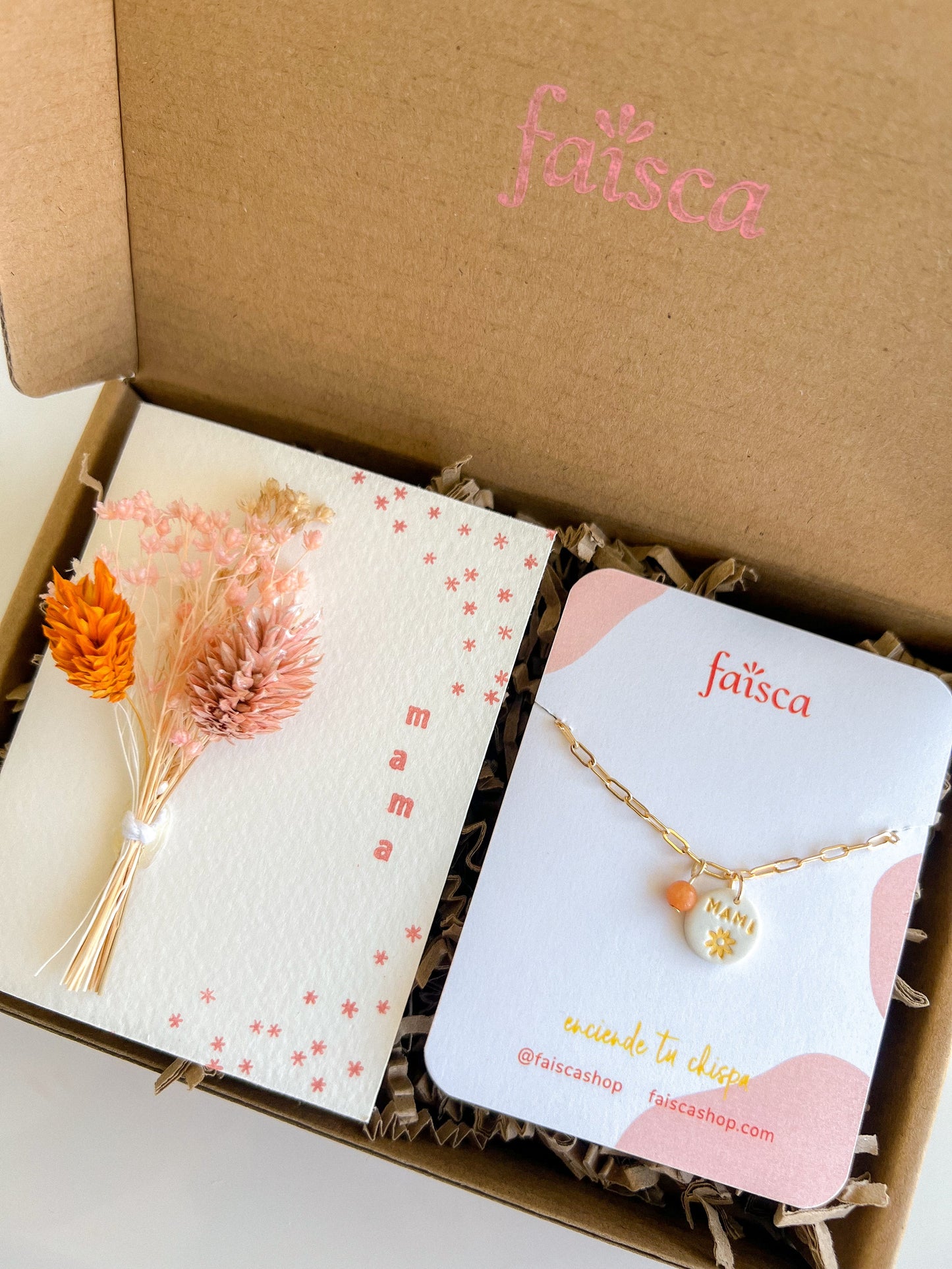 Pack Pulsera Mami + Postal Flores Preservadas