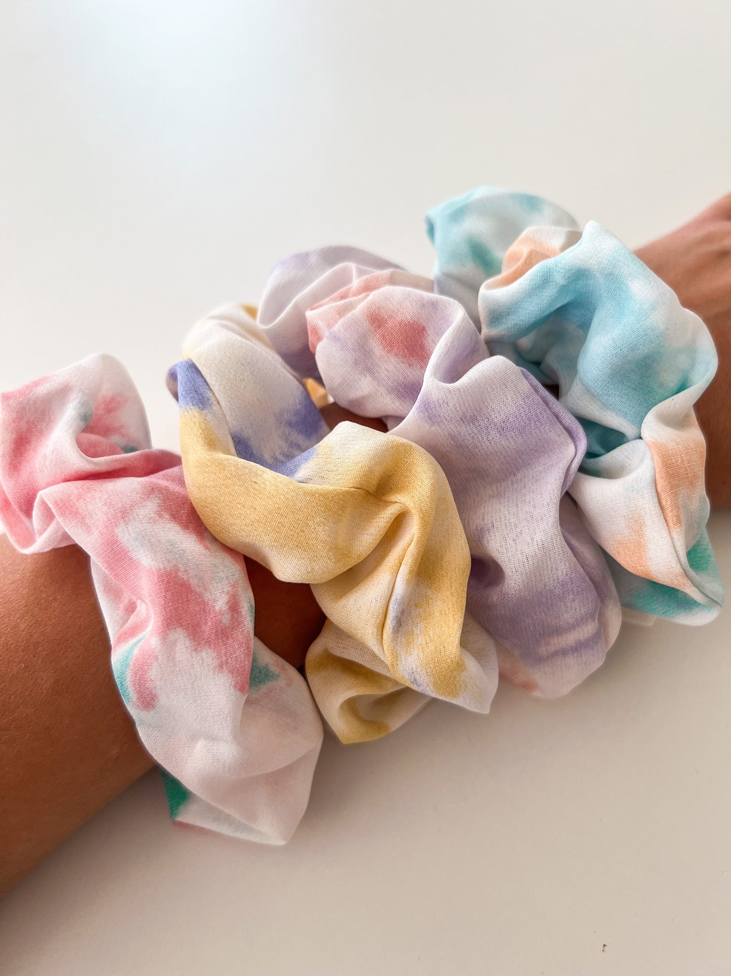Scrunchie Tie Dye Amarillo-Lila