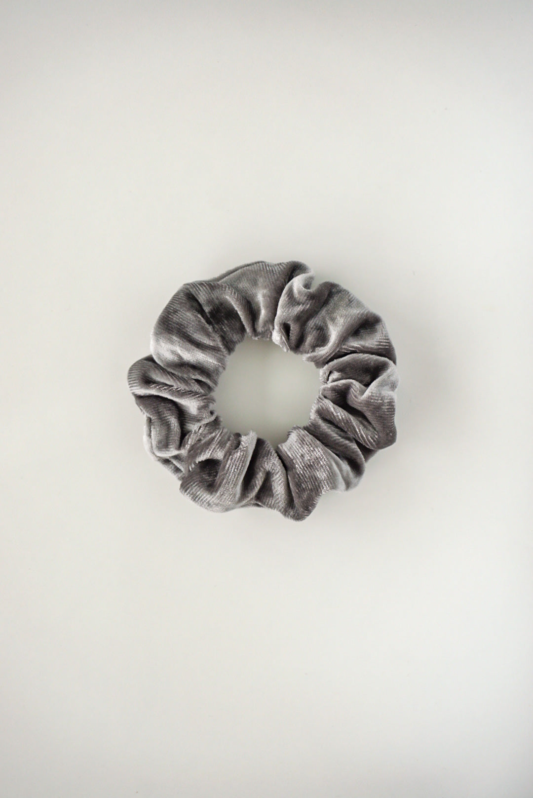 Scrunchie Terciopelo Gris