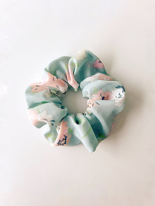 Scrunchie Flores Grandes Azul