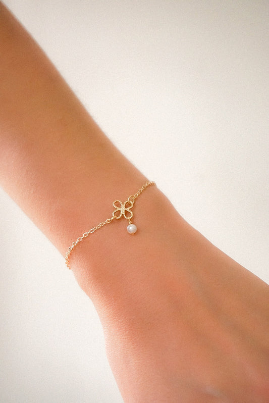 Pulsera Flor Perla Blanca